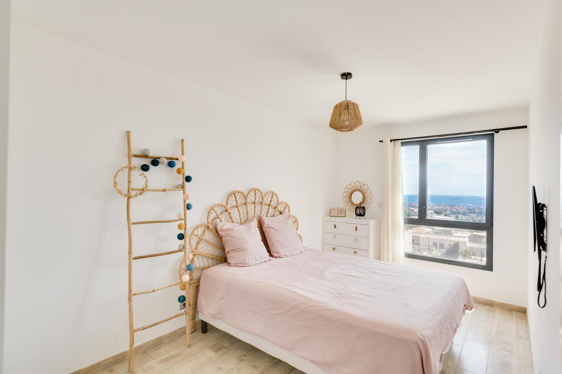 50 Nuances De Bleu Villa Марсилия Екстериор снимка