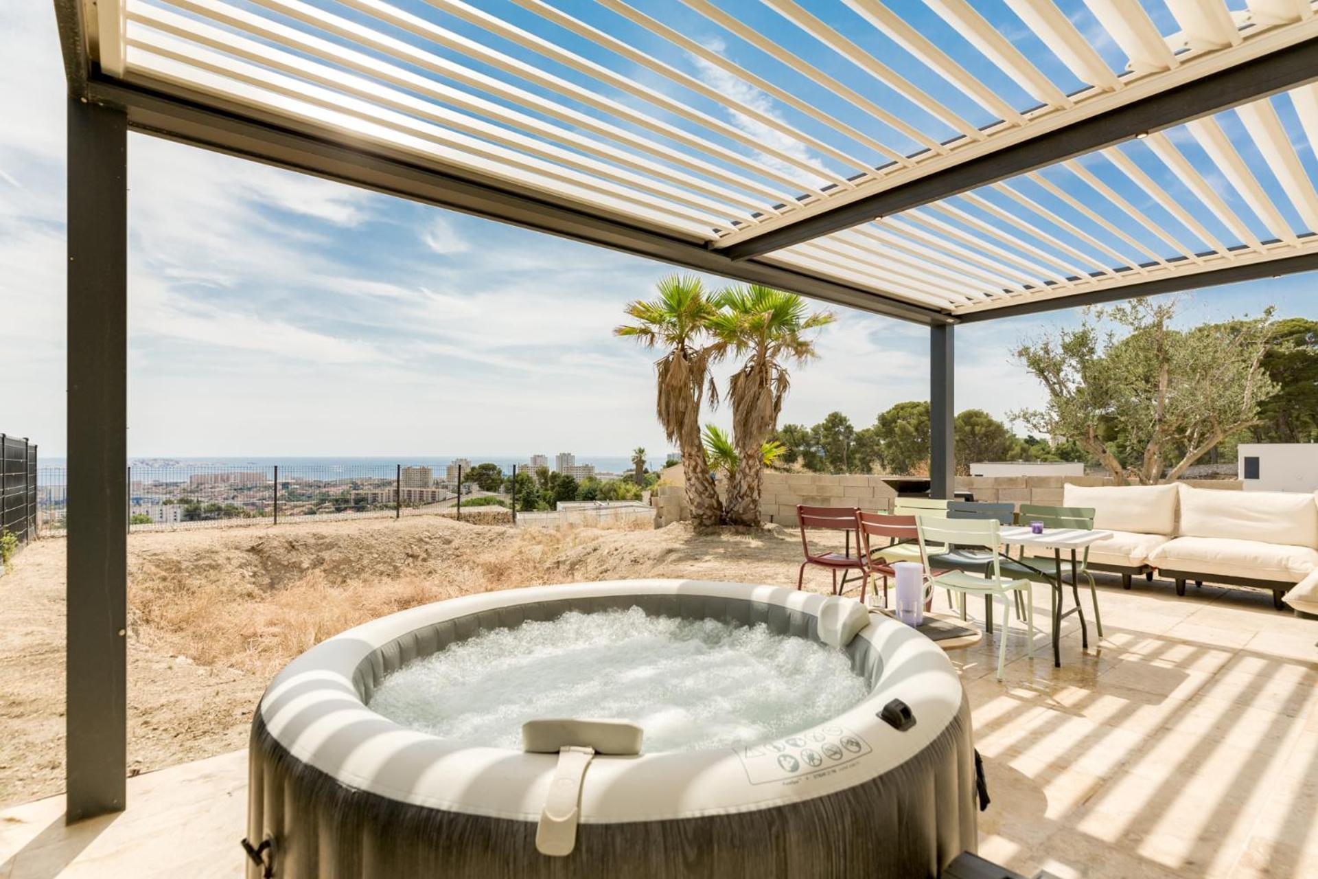 50 Nuances De Bleu Villa Марсилия Екстериор снимка